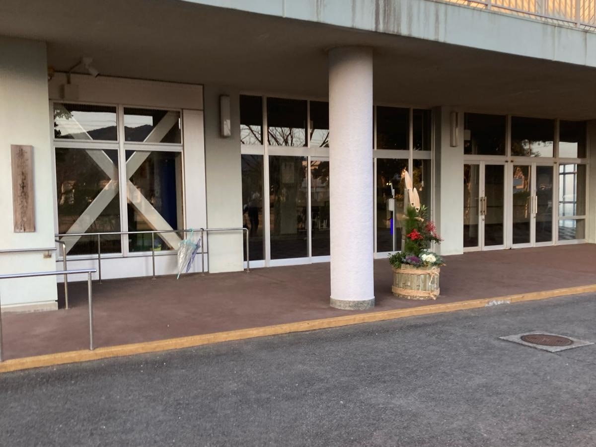 枕崎市市民会館の施設外観です。
