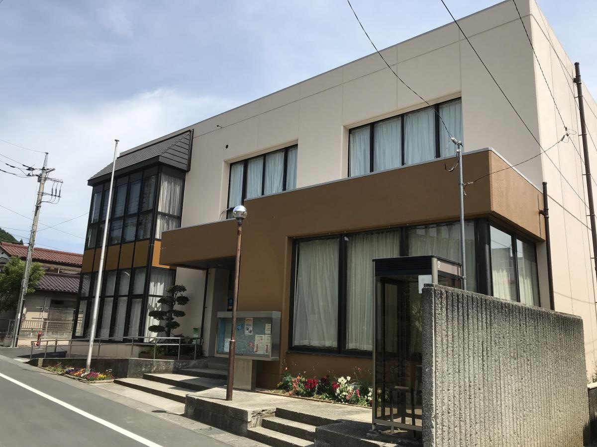 あきる野市五日市図書館