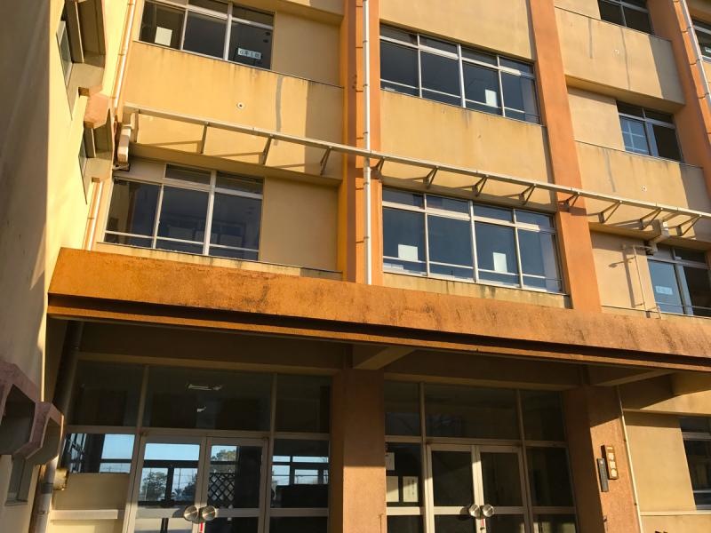 武岡小学校