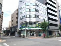 ファミリーマート　川口芝新町店