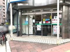 ファミリーマート　川口芝新町店