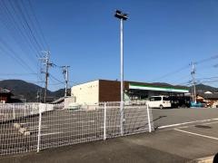 ファミリーマート　有田川金屋店