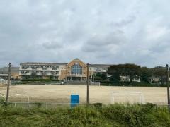 室小学校