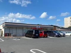 セブンイレブン　千葉高田町店