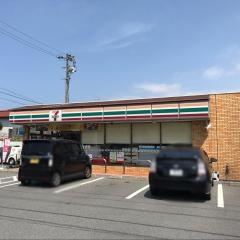 セブンイレブン　飯塚庄内店