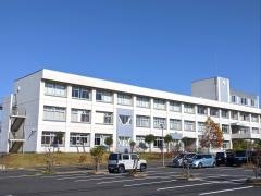 東近江市立湖東中学校
