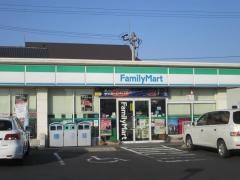 ファミリーマート　斐川荘原町店