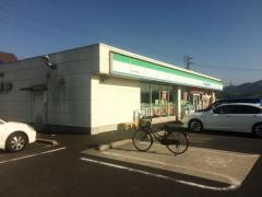 ファミリーマート　斐川荘原町店