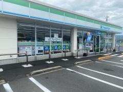ファミリーマート　斐川荘原町店