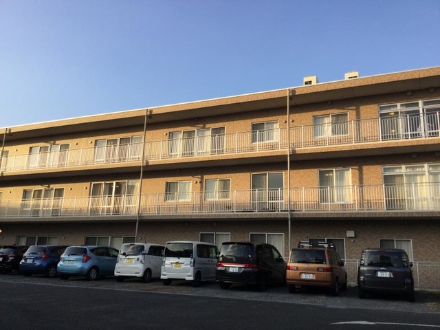 千の星・よこはま 建物全景