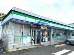 ファミリーマート　泉大津東港町店