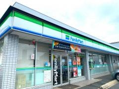 ファミリーマート　泉大津東港町店