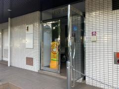 ニコニコレンタカー　豊中螢池東町店