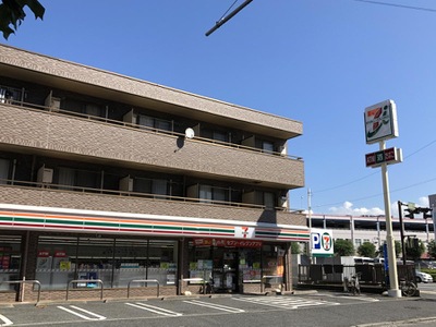 マーケットピア セブンイレブン 横須賀日の出町3丁目店 横須賀市日の出町