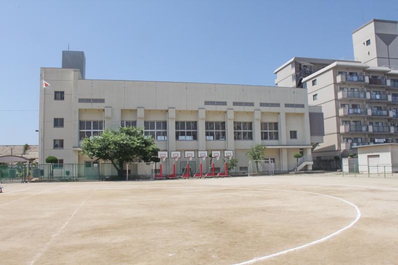講堂