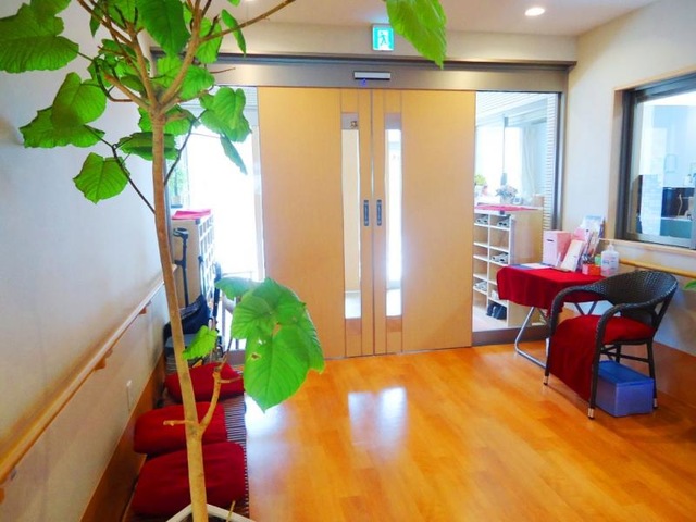 サービス付き高齢者向け住宅 エイジトピア白鳥 内観（中の様子）