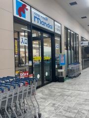 万代　ビバモール美原南インター店