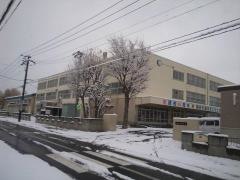 栄北小学校