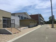 遠見塚小学校