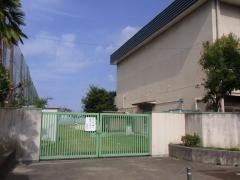 八戸の里東小学校