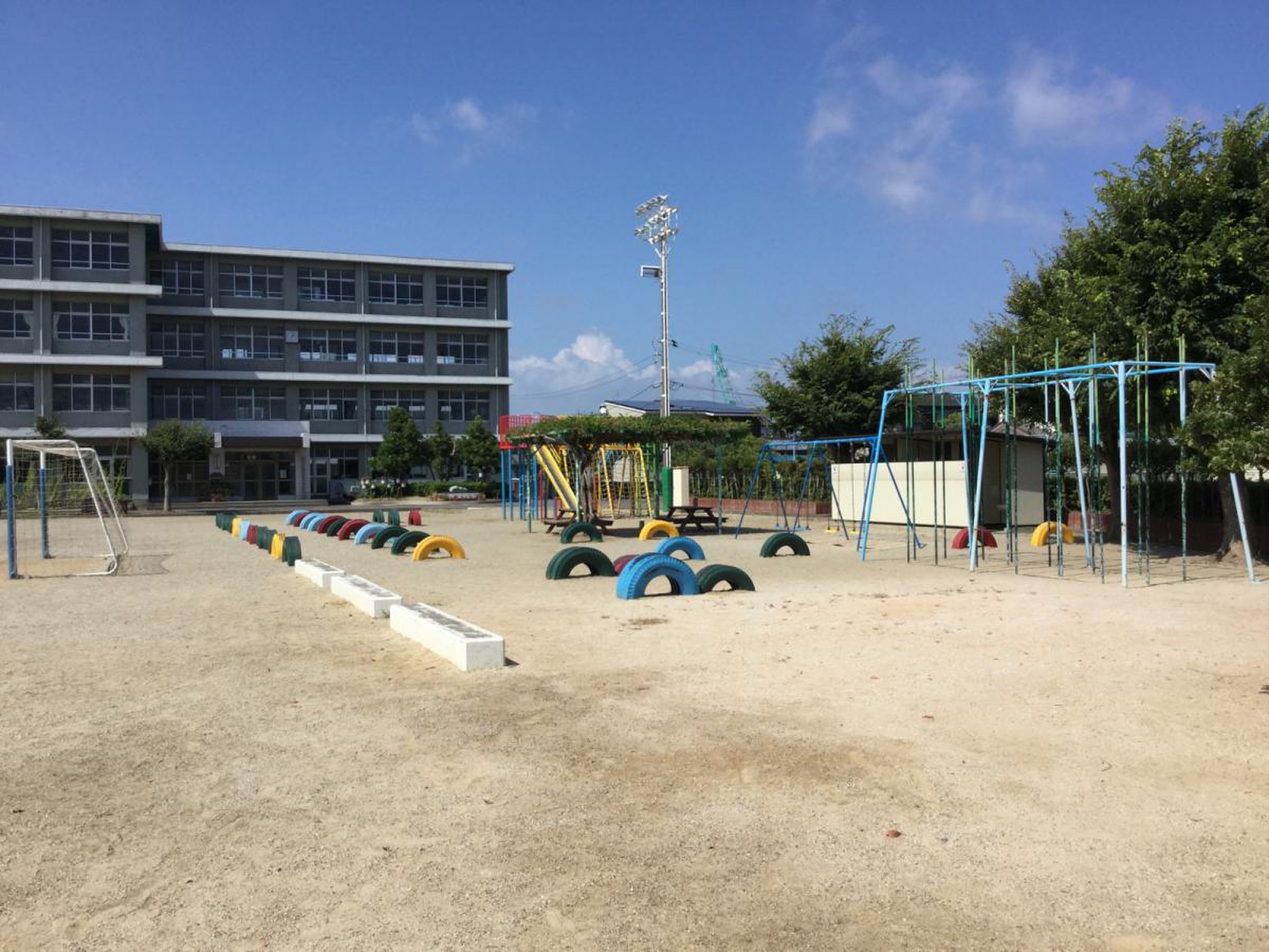 和田 東 小学校
