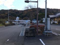「麻の里会館」バス停留所