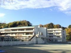 大窪小学校