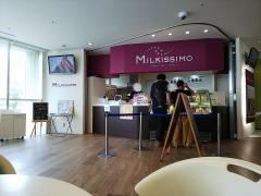 ミルキッシモ　函館五稜郭タワー店