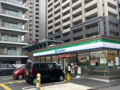 ファミリーマート　大津におの浜店