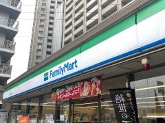 ファミリーマート　大津におの浜店