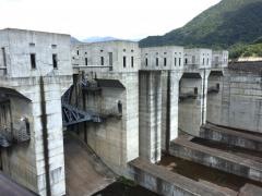 徳山ダム
