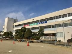 津山市立西小学校