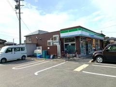ファミリーマート　佐賀多布施店