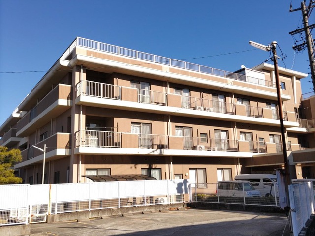 守牧苑 施設外観