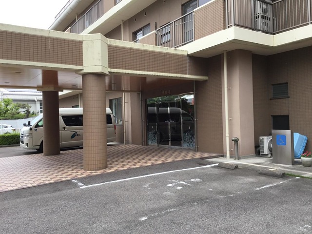 守牧苑 施設外観