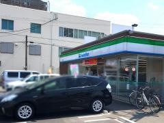 ファミリーマート　小牧東新町店
