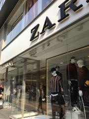 ザラ　大阪梅田店