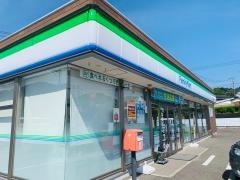 ファミリーマート　川棚新谷店