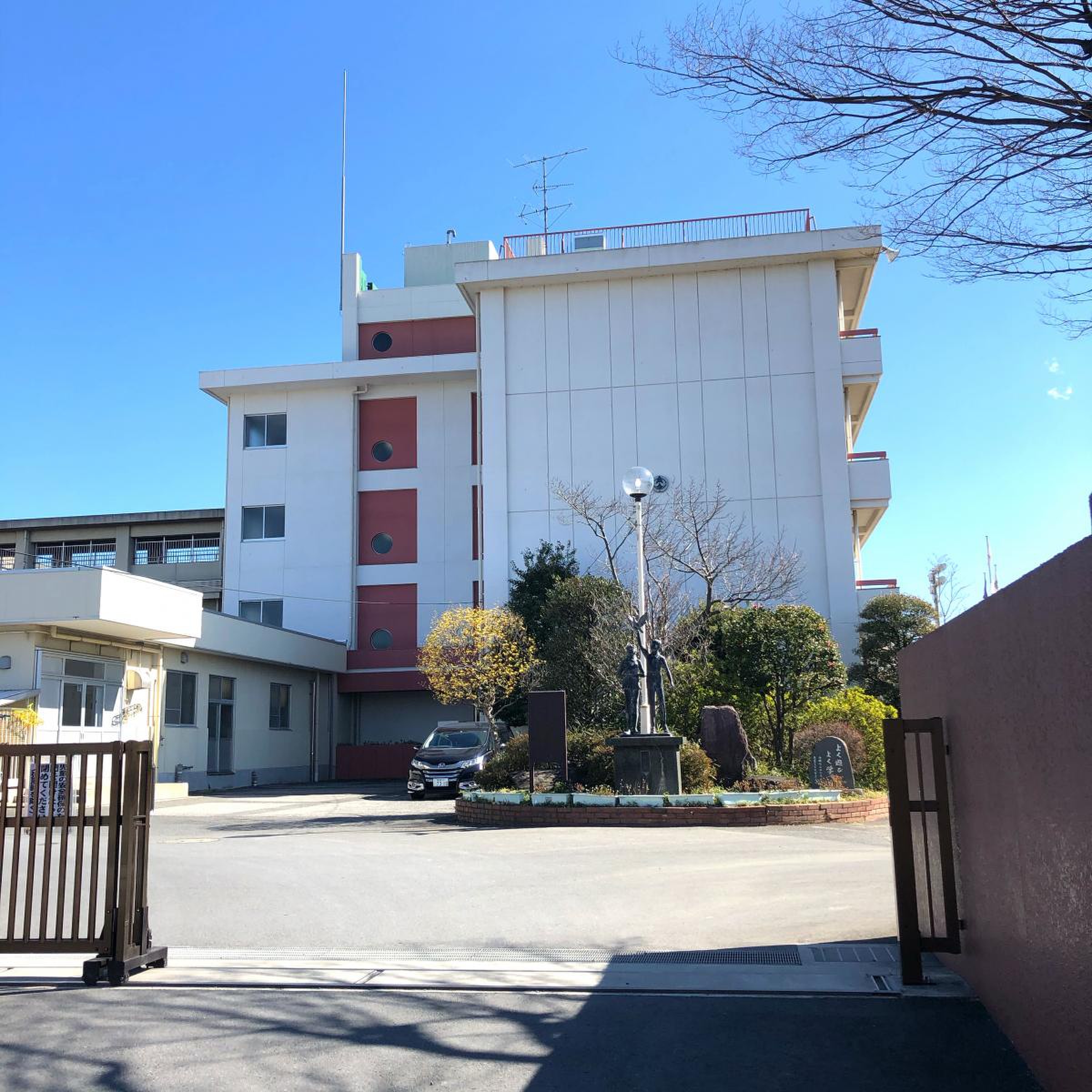 活動歴および当時の関連ビジュアル記録