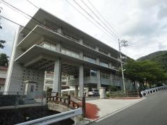 思誠小学校