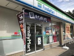 ファミリーマート　伊東川奈店