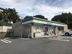 ファミリーマート　伊東川奈店