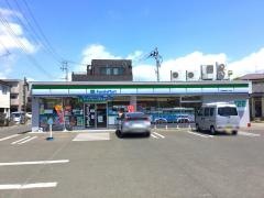 ファミリーマート　多賀城高橋二丁目店