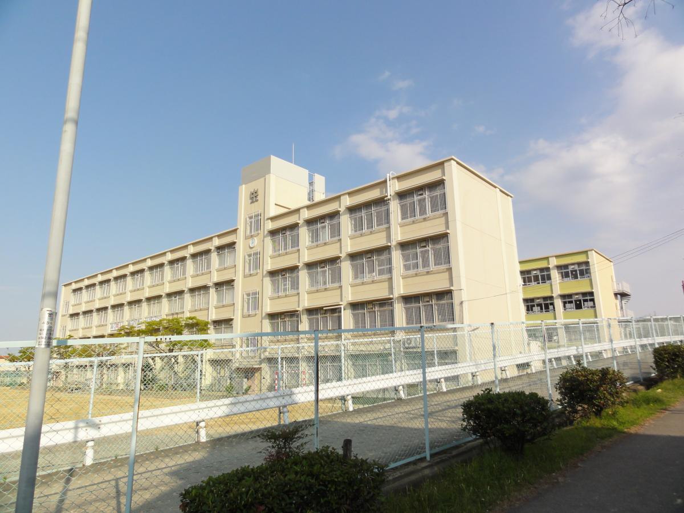 東 落合 中学校