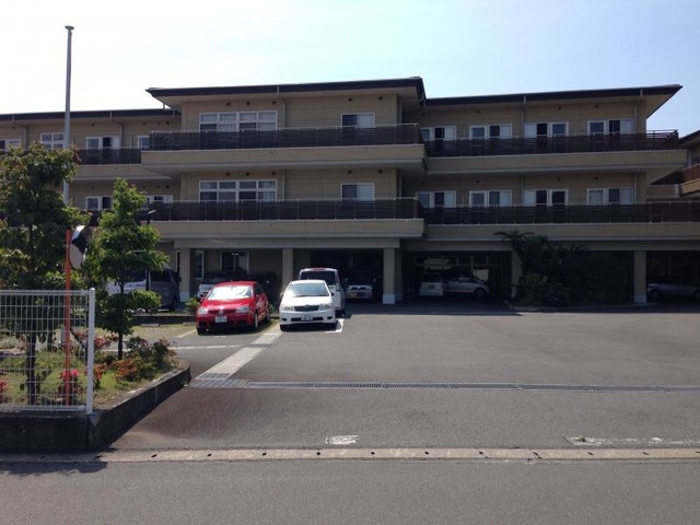 ユニケア岡部 施設外観