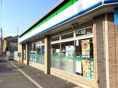 ファミリーマート 枚方大橋店