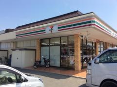 セブンイレブン　美里町小茂田店