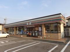 セブンイレブン　富山公文名店
