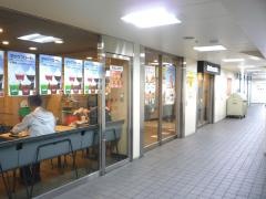 マクドナルド　南海堺駅店