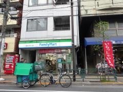 ファミリーマート　墨田太平四丁目店
